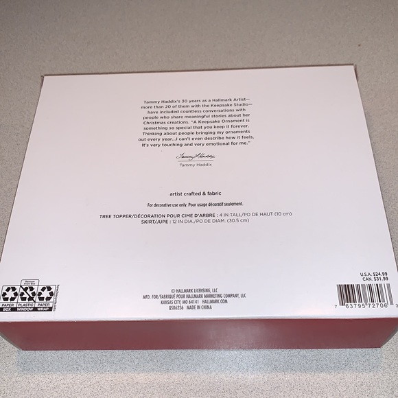 NIB 2022 Hallmark Snow Buddies Miniature Tree Topper and Skirt - Picture 2 of 3